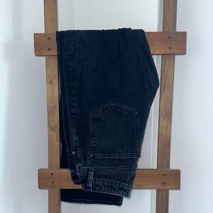 Abercrombie Women’s 90s Relaxed HighRise Black Curve Love Jean - Size 28
